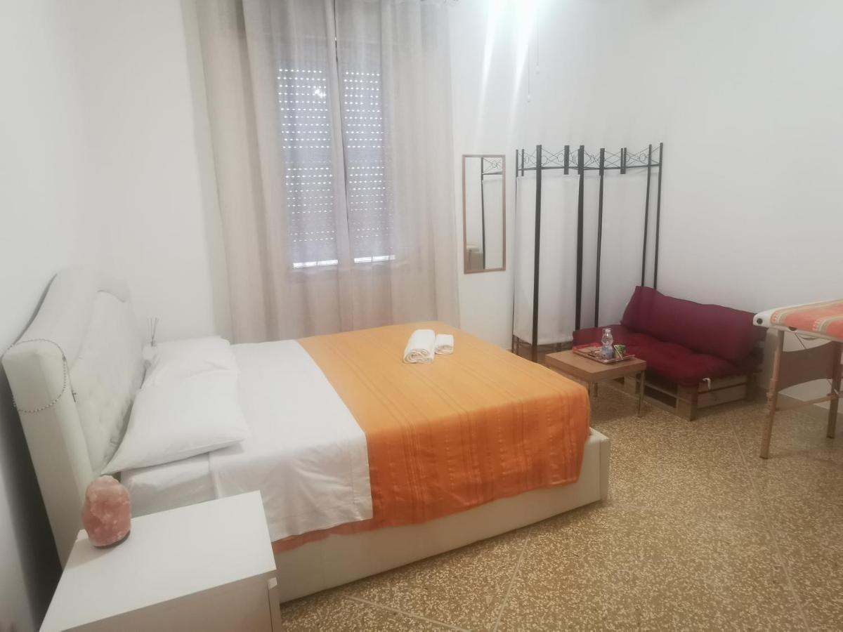 Camera Vicino All'Aeroporto Bed & Breakfast Bologna Ngoại thất bức ảnh