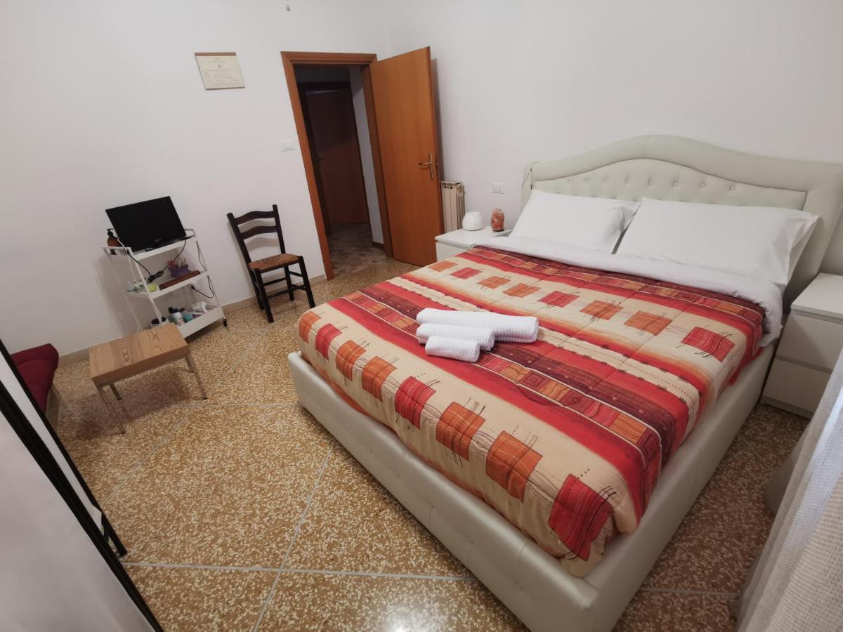 Camera Vicino All'Aeroporto Bed & Breakfast Bologna Ngoại thất bức ảnh