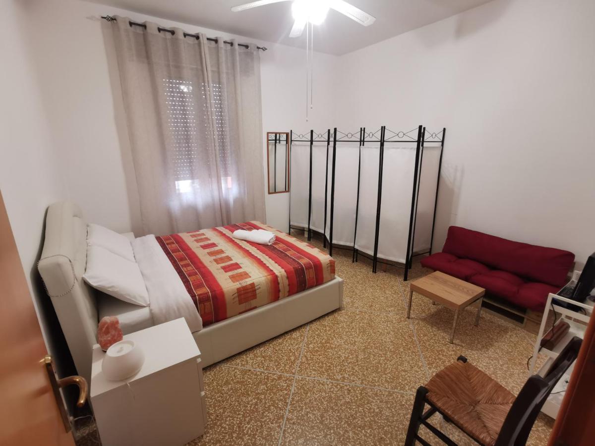 Camera Vicino All'Aeroporto Bed & Breakfast Bologna Ngoại thất bức ảnh